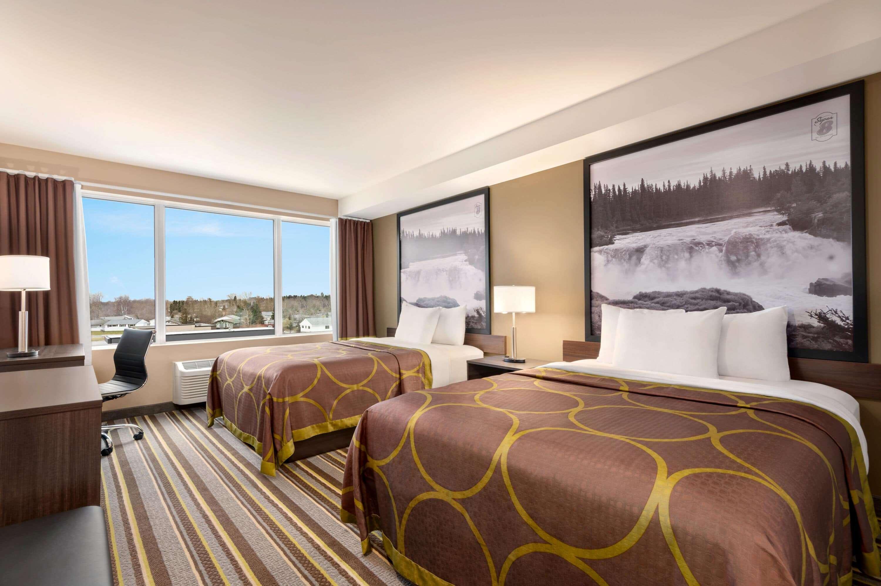 Super 8 By Wyndham Thompson Hotel Buitenkant foto