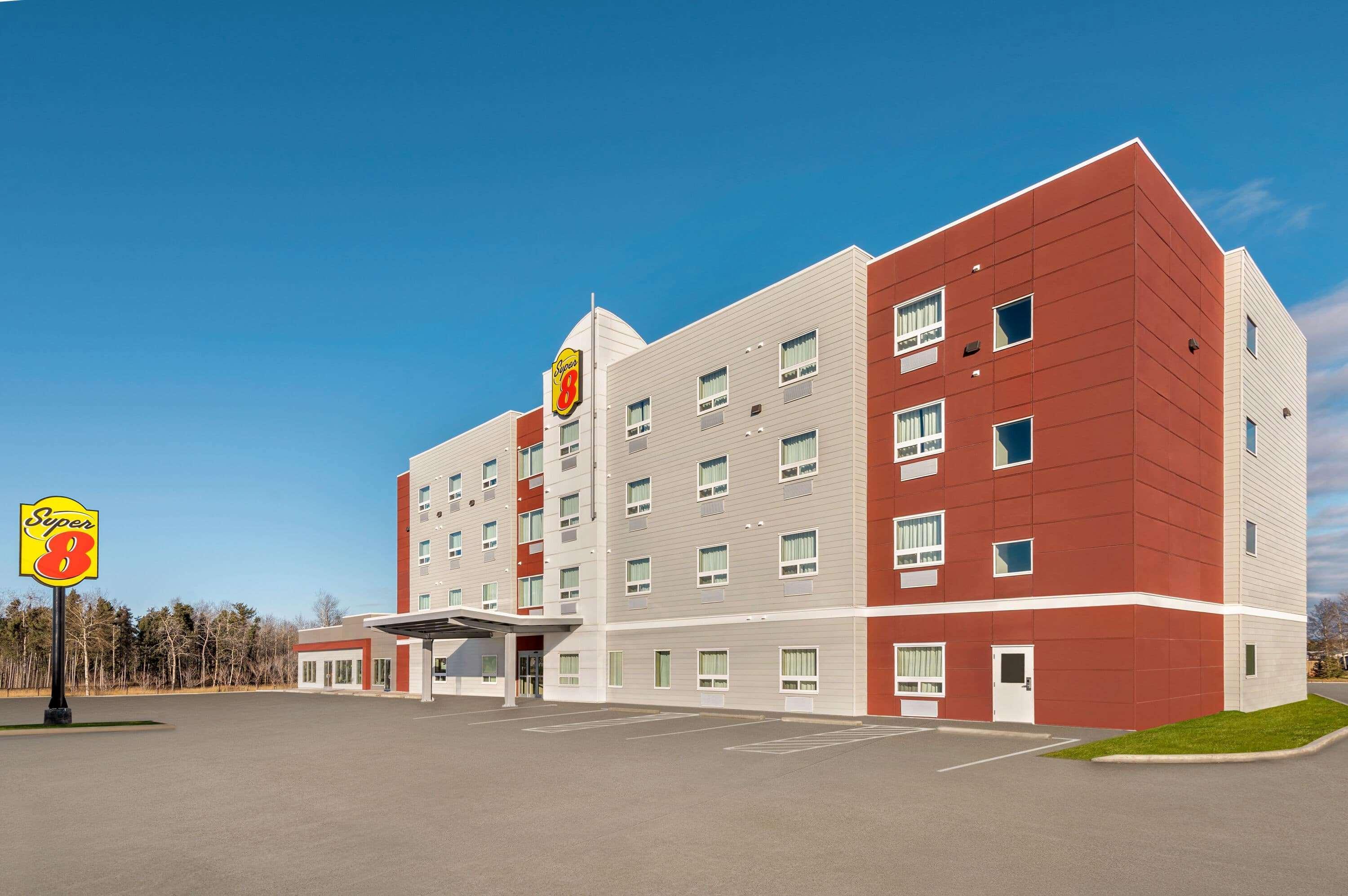 Super 8 By Wyndham Thompson Hotel Buitenkant foto